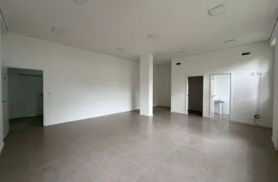 Sala comercial para alugar na avenida nereu ramos - d, 835, centro, chapecó por r$ 3.000