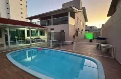 Casa com 5 quartos à venda na rua irlanda, 64, presidente médici, chapecó por r$ 2.650.000