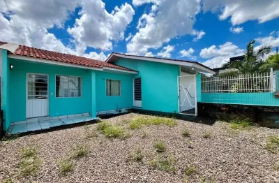 Casa com 2 quartos para alugar na Rua Severino Zani, 145, Paraíso, Chapecó por R$ 2.300