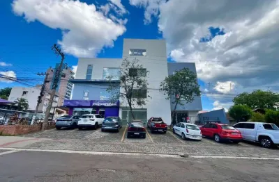Sala comercial para alugar na Rua Borges de Medeiros - D, 802, Santa Maria, Chapecó por R$ 3.340