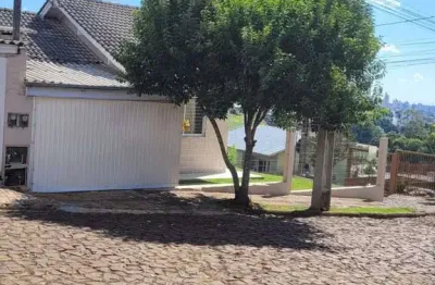 Casa com 2 quartos à venda na Reinaldo João dos Santos Corona, 23, Paraíso, Chapecó por R$ 480.000