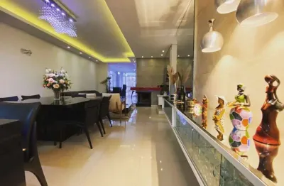 Apartamento com 3 quartos para alugar na Avenida Nereu Ramos, 1040, Centro, Chapecó por R$ 6.782