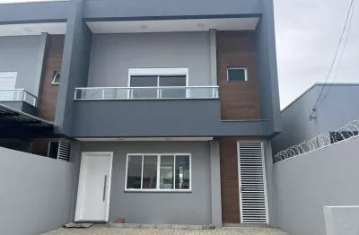 Casa com 3 quartos para alugar na Rua Frederico Daenecke Neto, 29, Autódromo, Chapecó por R$ 2.990