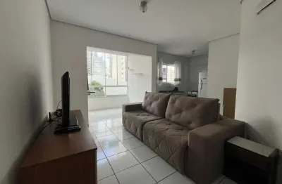 Apartamento com 2 quartos para alugar na Rua Rui Barbosa - D, 542, Centro, Chapecó por R$ 2.780