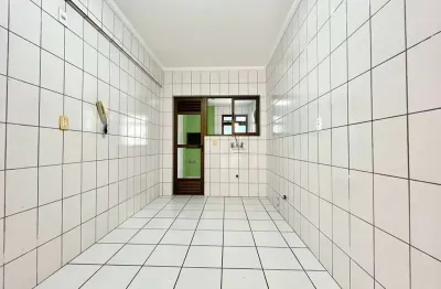 Apartamento com 3 quartos para alugar na Avenida Nereu Ramos - D, 1383, Centro, Chapecó por R$ 3.200