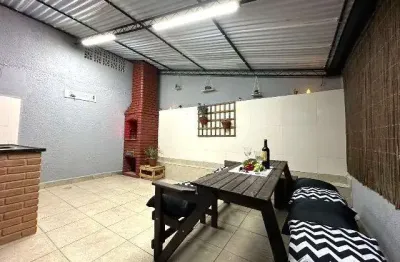 Casa térrea reformada, 3 dorm (1 suíte), espaço gourmet  são vicente/sp &#127969;