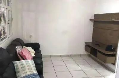 Sobrado à venda em são vicente  2 dorm, quintal e vaga! &#127969;