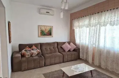 Casa à venda no santa maria, santos/sp - 3 quartos, reformada, 2 vagas e quintal grande