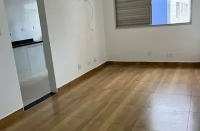 Aluguel sala living reformada, proximo ao shopping e praia, no centro de são vicente, sp