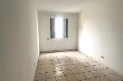 Venda kitnet com vaga, a 2 minutos da praia do gonzaguinha, centro de são vicente, sp