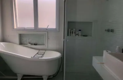 Bela residencia para locação no genesis 1 em alphaville, tamboré toda mobiliada