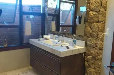 Casa em alphaville aceita permuta por casa em indaiatuba no valor total