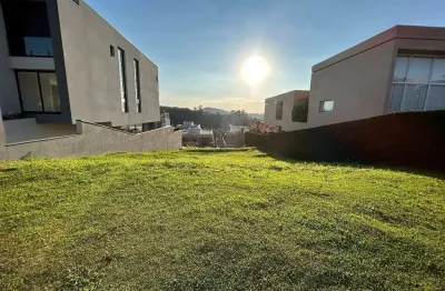 Procura terreno no genesis 2 no tamboré em santana de parnaiba, proximo de alphaville