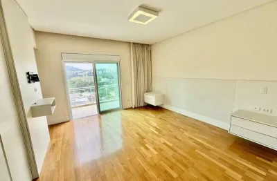 Casa à venda no  condomínio alpha sitio em alphaville moderna e decorada