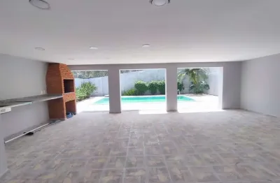 Casa para locação em alphaville -alphaville é um bairro nobre dos municípios de barueri e santana de parnaíba, no estado de são paulo.