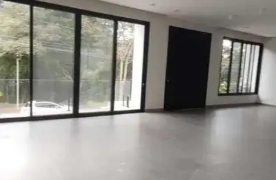 Para você que é investidor veja esta linda mansão no condomínio alpha city em alphaville