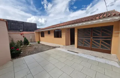 Casa com 3 quartos para alugar na Rua Ana Saliba Nassar, 86, Fazenda Velha, Araucária