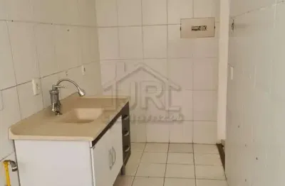 Apartamento com 2 quartos para alugar na Rua Ipê, Jardim Estrela, Mauá