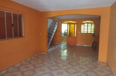 Sobrado à venda em vila nova mauá: 2 dorms, 220m² por r$300mil