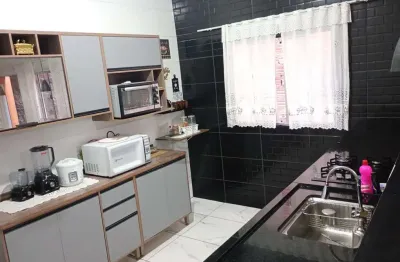 Casa com 2 quartos à venda no Jardim Taquarussu, Mauá 