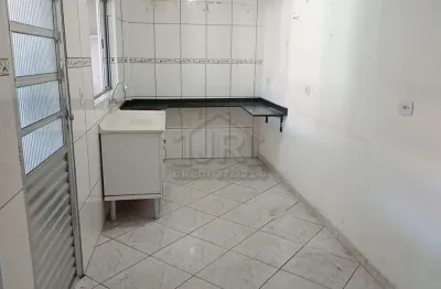Casa com 1 quarto para alugar no Jardim Ipê, Mauá 