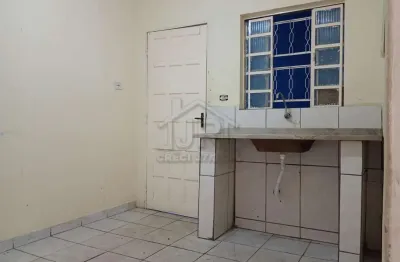 Casa com 1 quarto para alugar no Jardim Zaira, Mauá 