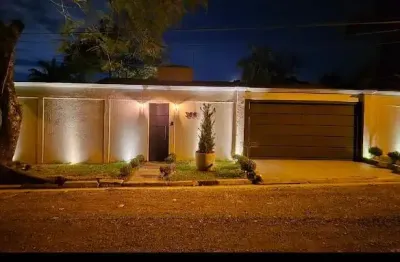 Casa em condomínio fechado com 4 quartos à venda na Rua Benedito Jandiro Soares, Balneário Flamingo, Embu-Guaçu