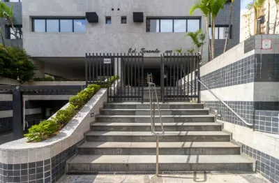 Sala comercial 2 salas, recepção, 2 banheiros, 1 vaga, 32m2, ar condicionado