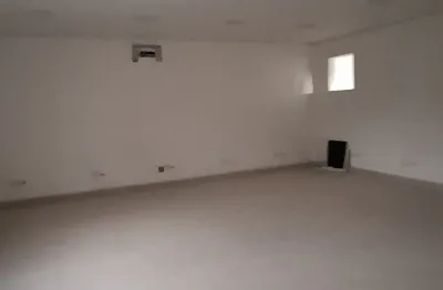 Ponto comercial e 1 banheiro para alugar, 70 m² por r$ 3.000/mês