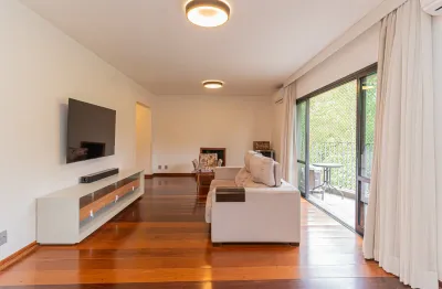 Apartamento 167 m² com 4 Dormitórios e 2 Vagas à venda na Vila Andrade - São Paulo/SP