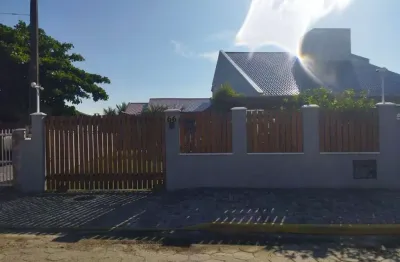 Casa de praia para venda em balneário barra do sul, centro, 3 dormitórios, 2 suítes, 2 banheiros