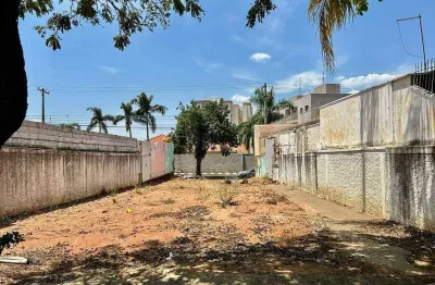 Terreno à venda na Vila Claudia, Limeira 