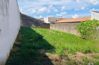 Terreno à venda no Jardim Esmeralda, Limeira 