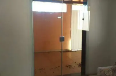 Casa com 2 quartos à venda no Jardim Perina, Jaboticabal 