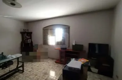 Sobrado para venda com ponto comercial no bairro tibery.