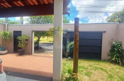 Casa com 3 quartos à venda em Granada, Uberlândia 