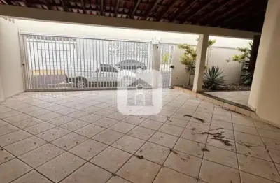 Casa com 3 quartos à venda no Vigilato Pereira, Uberlândia 