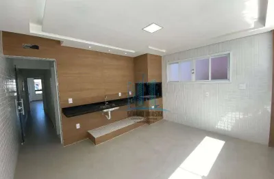Vende-se casa alta duplex com 4 suítes sendo 1 com banheira de hidromassagem. embaré, santos-sp. construída em 2025