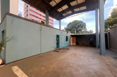 Aluga-se loja na av. cons. nébias, próximo à rua goiás, metragem 12 x 50 m. santos-sp.