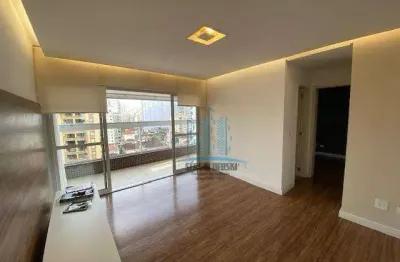 Apartamento para locação no gonzaga, santos-sp., com varanda, vista livre, andar alto, claro e arejado.