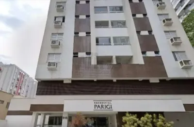 Apartamento 3 dormitórios 1 suíte e 2 garagens centro