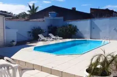 Casa de alvenaria com piscina no bairro jardim angélica