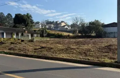 Terreno urbano em rua asfaltada no bairro recanto verde