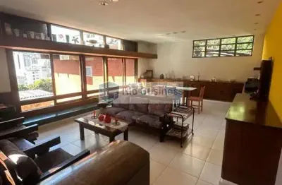 Casa em condomínio com vista cristo em botafogo. maravilhosa