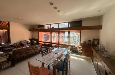 Casa em condomínio com vista cristo em botafogo. maravilhosa