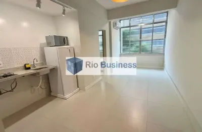 Apto reformado, aceita AirBnb, portaria, qto, banheiro, sala