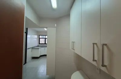Apartamento com 3 quartos para alugar na Alameda Grajaú, 495, Alphaville Centro Industrial e Empresarial/Alphaville., Barueri