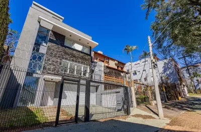 Casa com 3 quartos à venda na Rua Vereador Viton de Araújo, 40, Medianeira, Porto Alegre