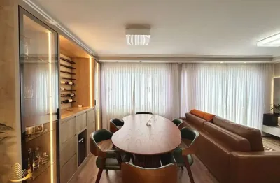 Apartamento duplex com 2 dormitórios e 1 vaga de garagem