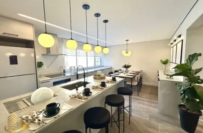 Apartamento totalmente reformado, mobiliado e decorado, 2 quartos, 1 suíte, 1 vaga, à venda no bigorrilho